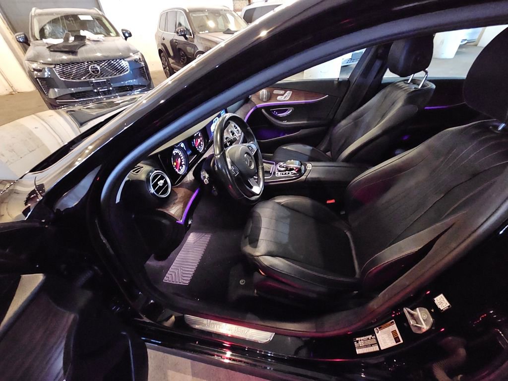 Used 2017 Mercedes-Benz E 400 4MATIC Wagon image 17
