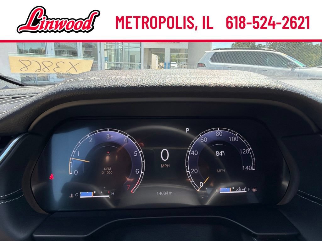Used 2025 Jeep Grand Cherokee Limited AWD/4WD image 21