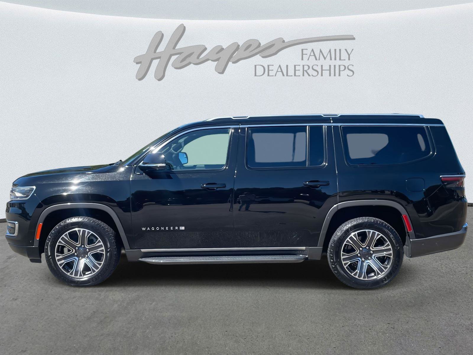 Used 2022 Jeep Wagoneer Series III w/ Convenience Group I image 2