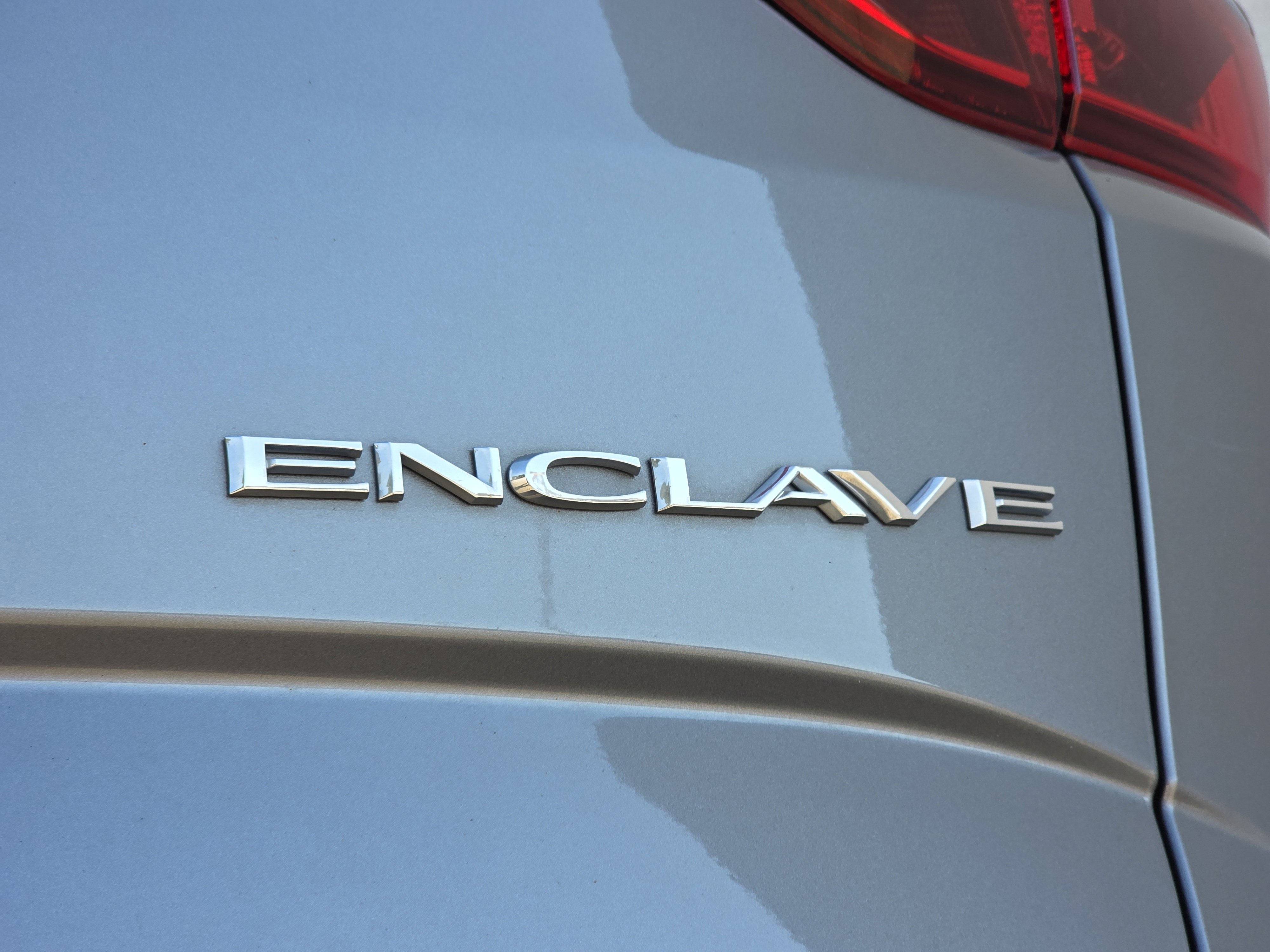 Used 2019 Buick Enclave Essence image 46
