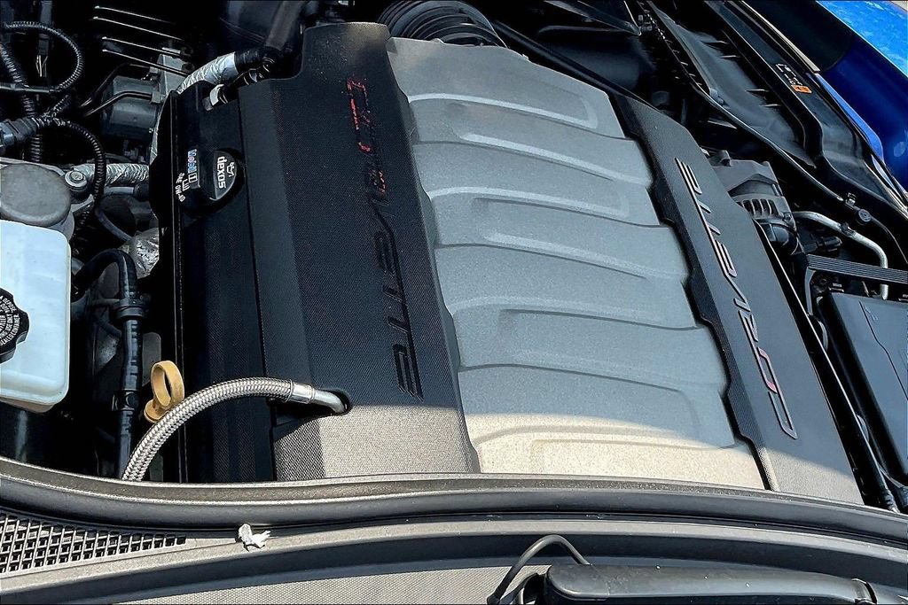 Used 2019 Chevrolet Corvette Stingray Coupe w/ Battery Protection Package RWD image 31