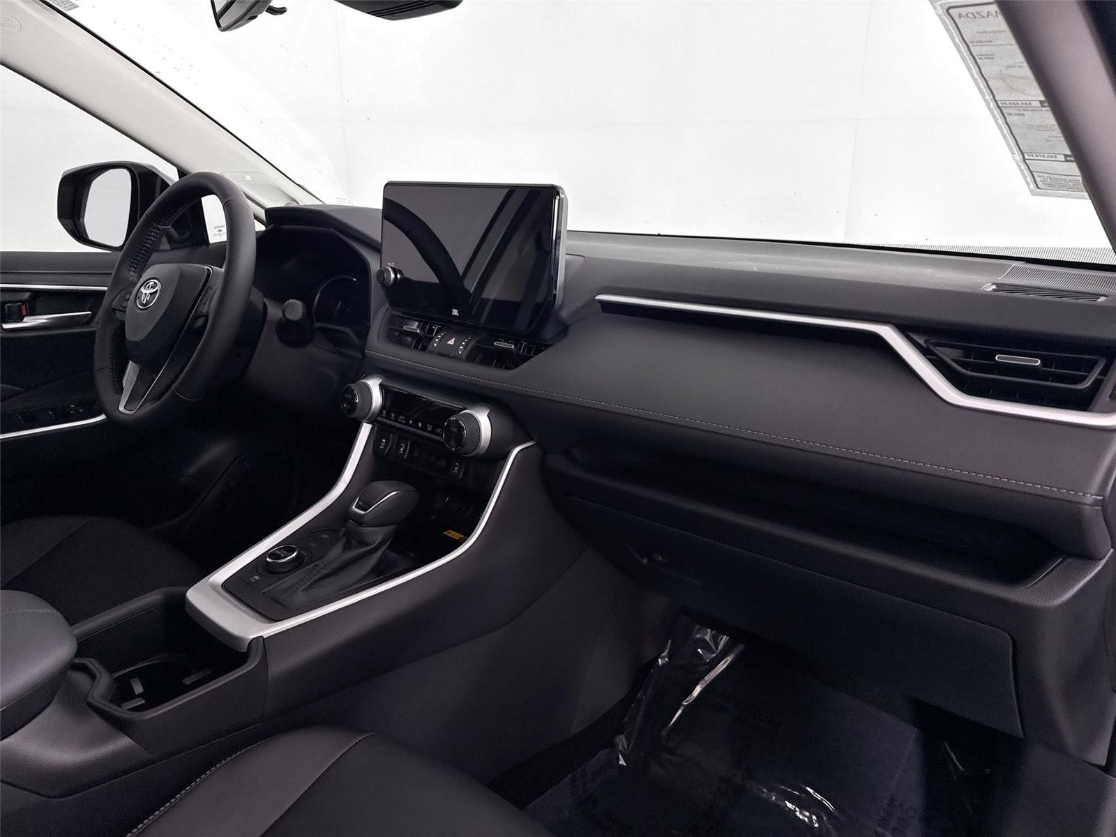 Used 2025 Toyota RAV4 XLE Premium image 48