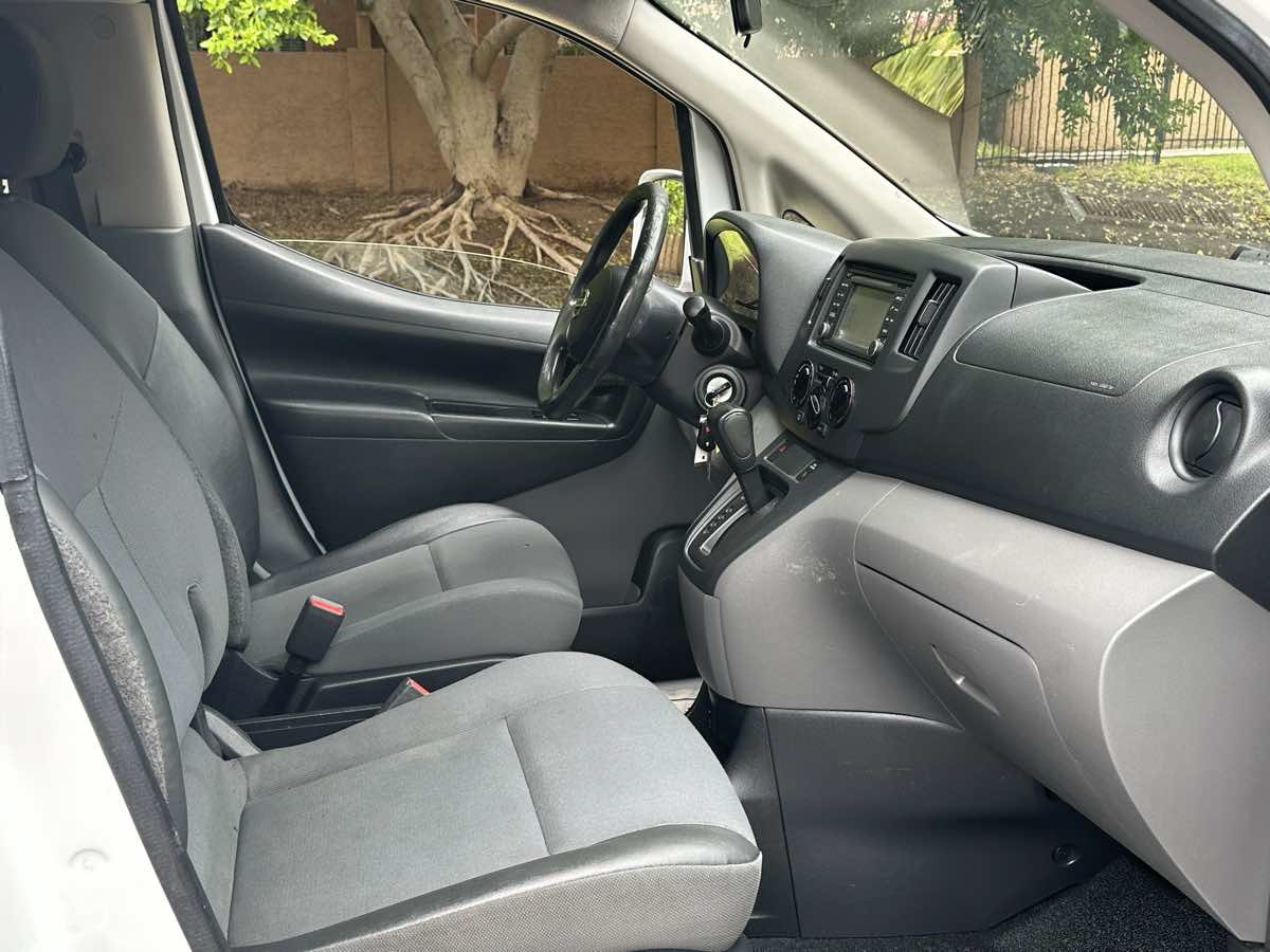 Used 2017 Nissan NV200 SV w/ Technology Package FWD image 11