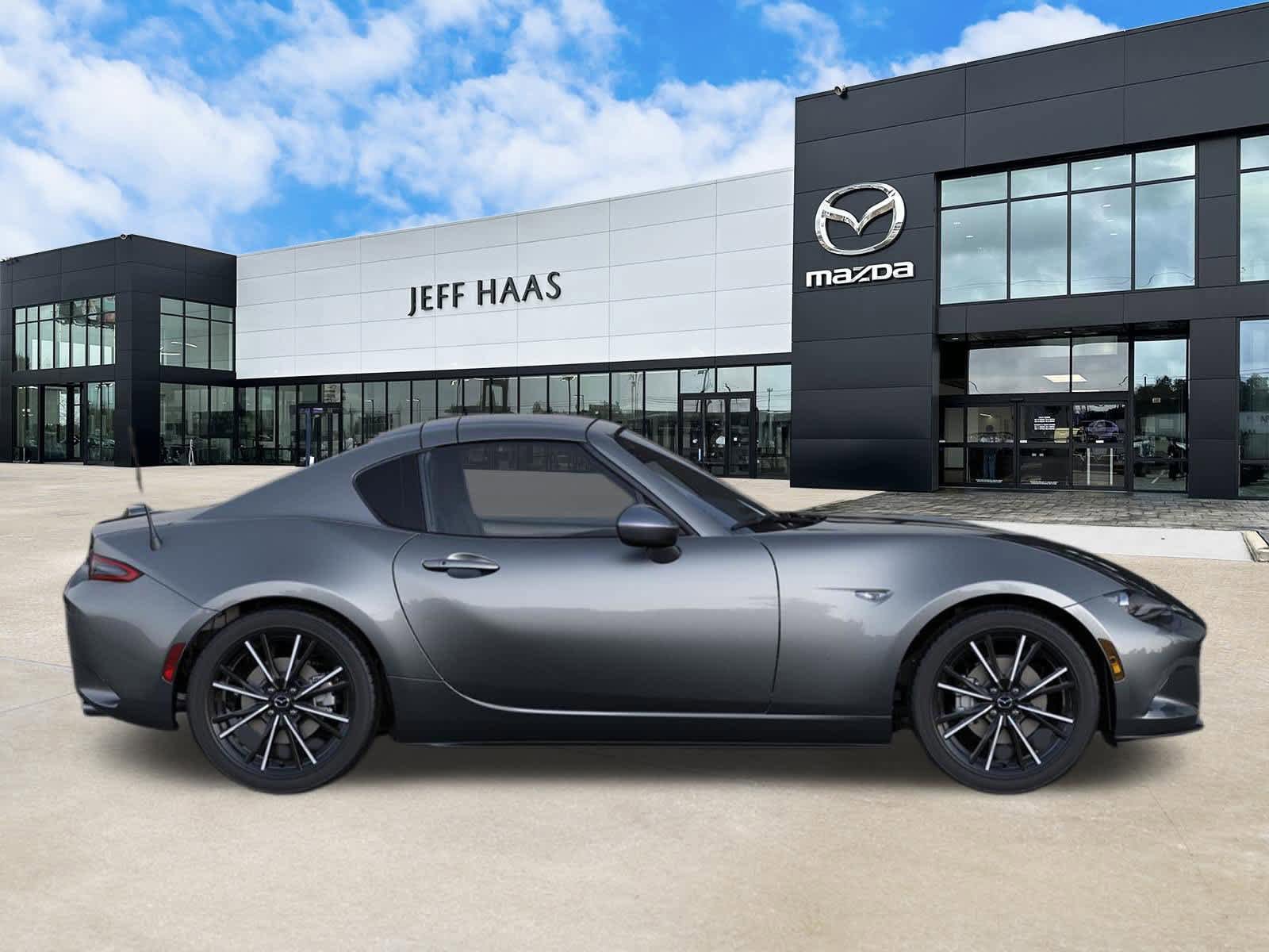 New 2026 MAZDA MX-5 Miata RF Grand Touring RWD image 5