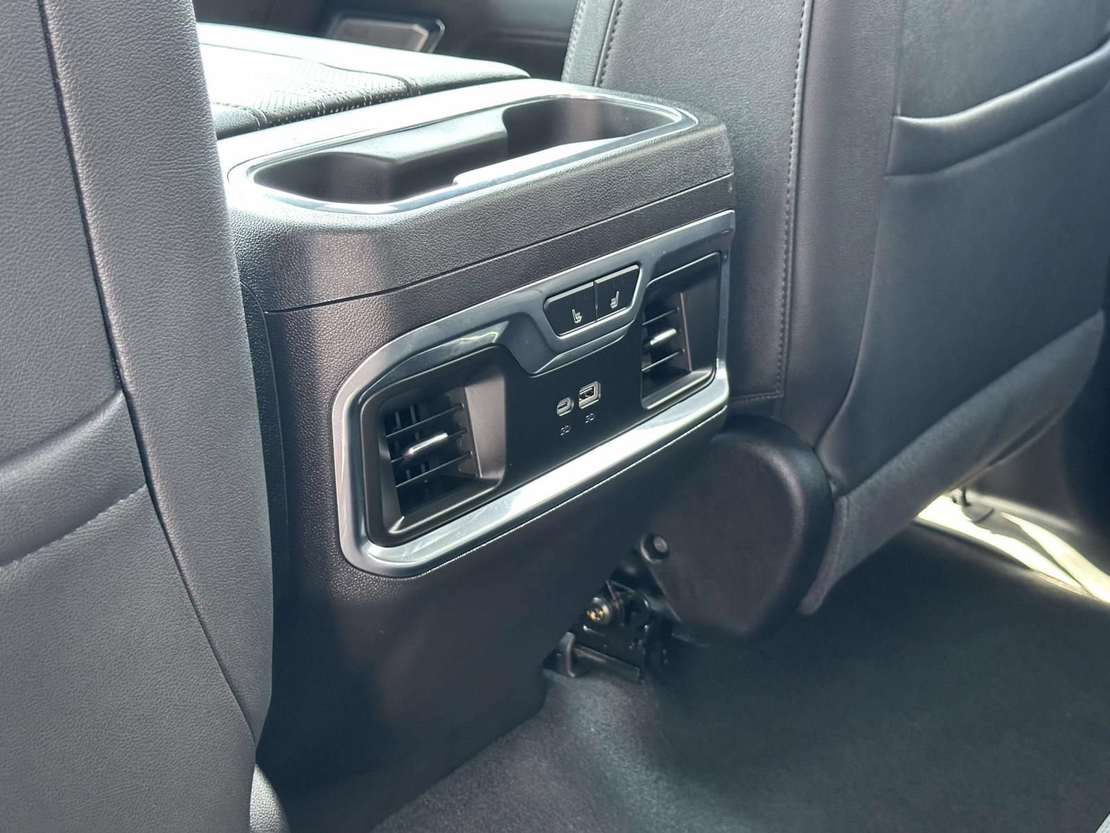 Certified 2024 Chevrolet Silverado 1500 High Country w/ High Country Premium Package AWD/4WD image 25