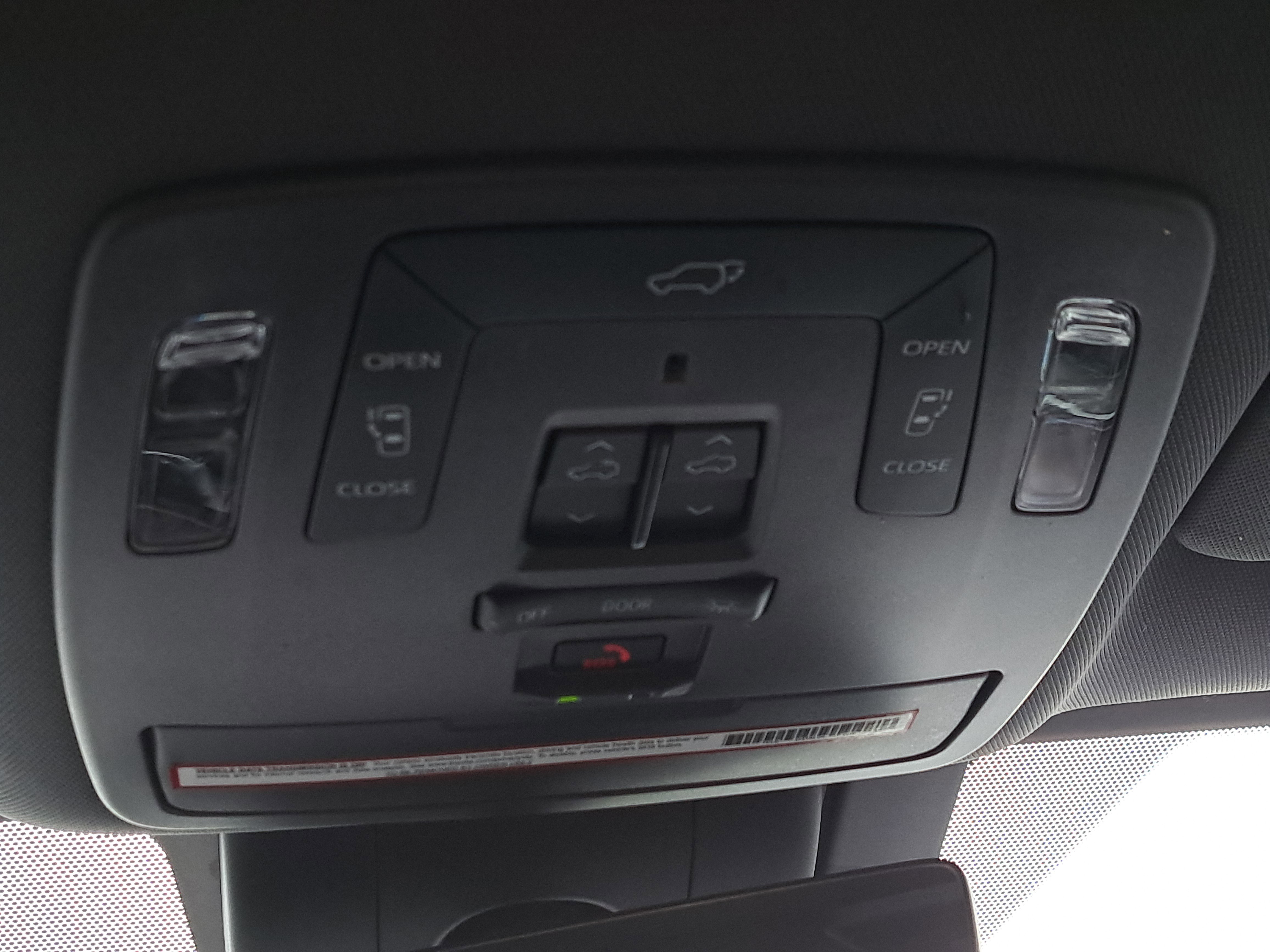 Certified 2021 Toyota Sienna Platinum image 34