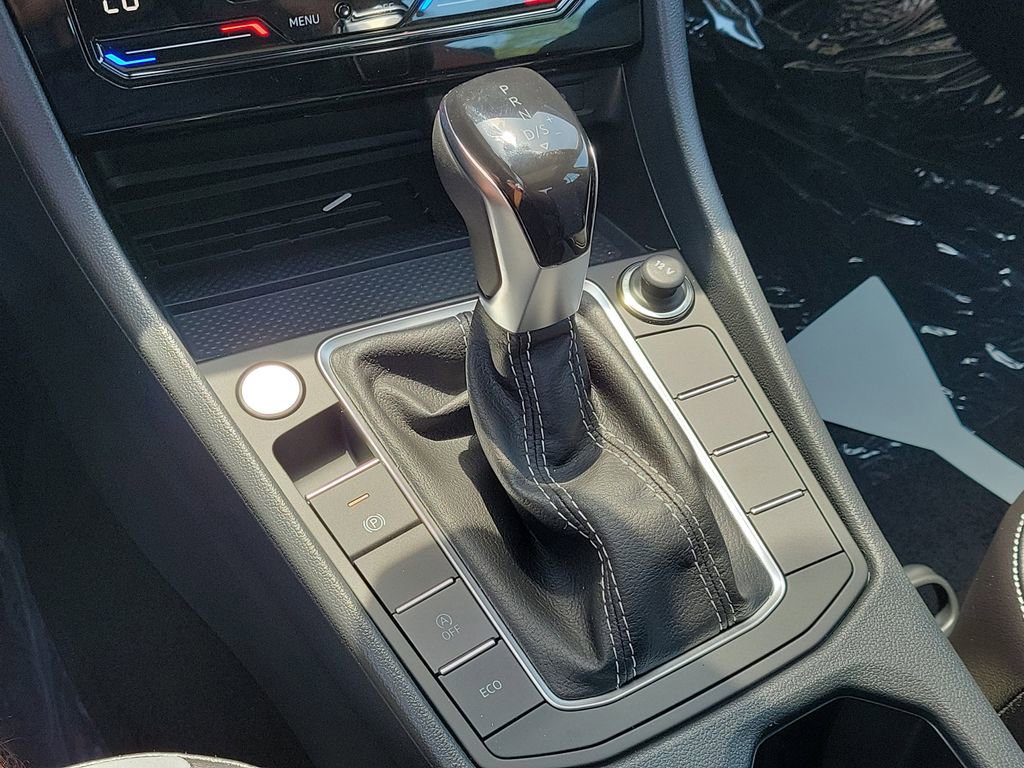 New 2026 Volkswagen Jetta SE FWD image 19