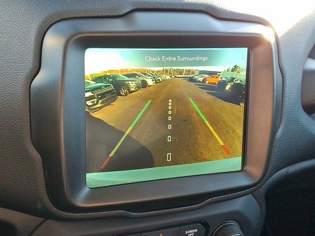 Certified 2022 Jeep Renegade Limited image 22