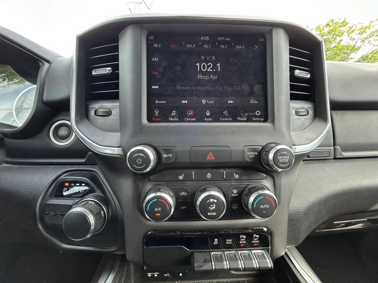 Used 2019 RAM 1500 Big Horn RWD image 12