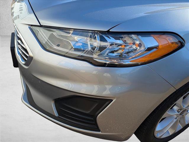 Used 2020 Ford Fusion SE FWD image 9