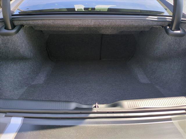 Used 2023 Dodge Charger R/T w/ Blacktop Package image 6