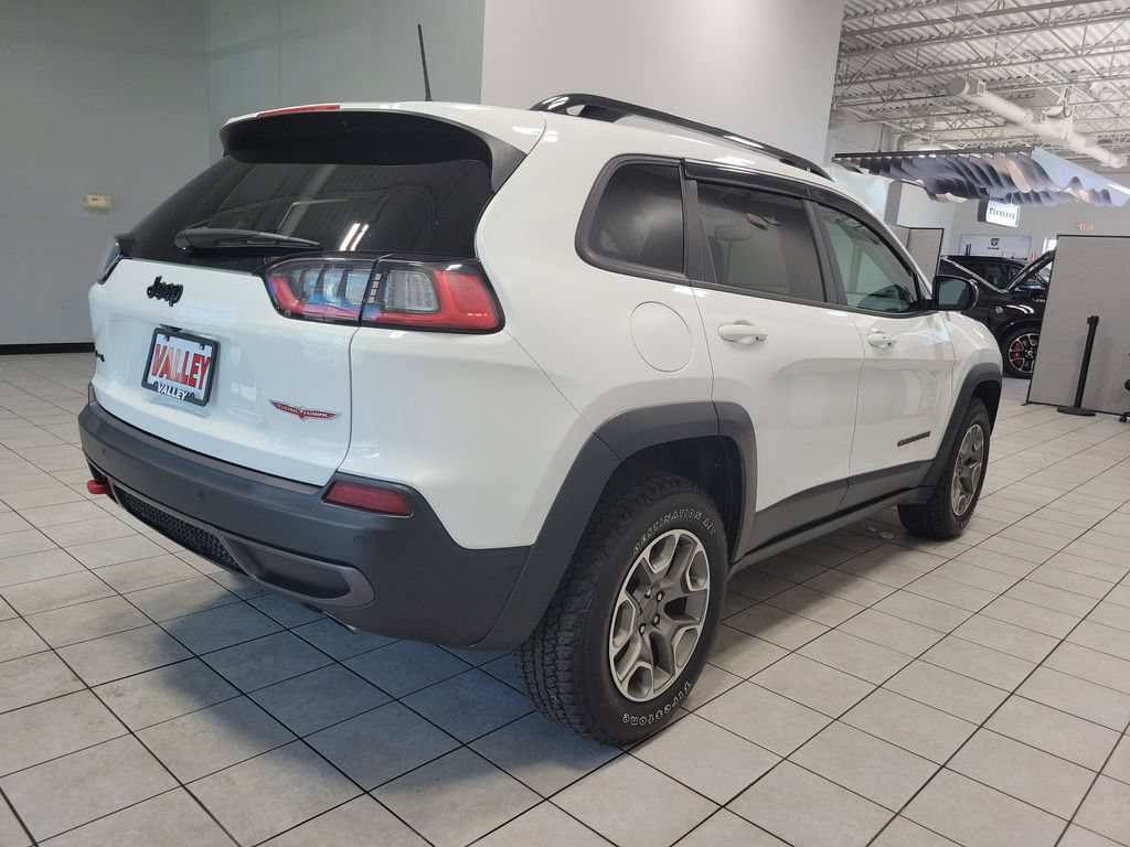 Used 2023 Jeep Cherokee Trailhawk AWD/4WD image 12
