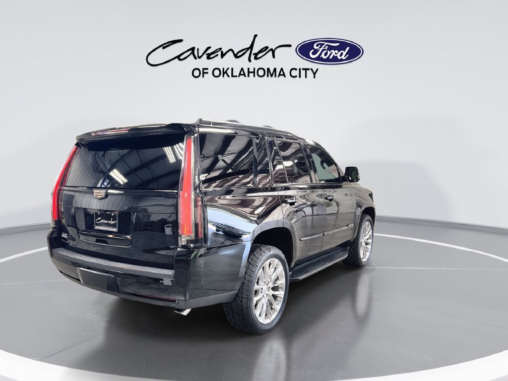 Used 2019 Cadillac Escalade Luxury RWD image 8