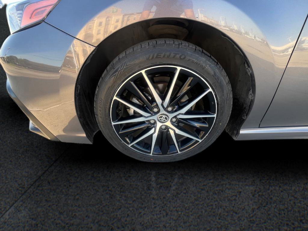 Used 2023 Toyota Camry SE FWD image 10