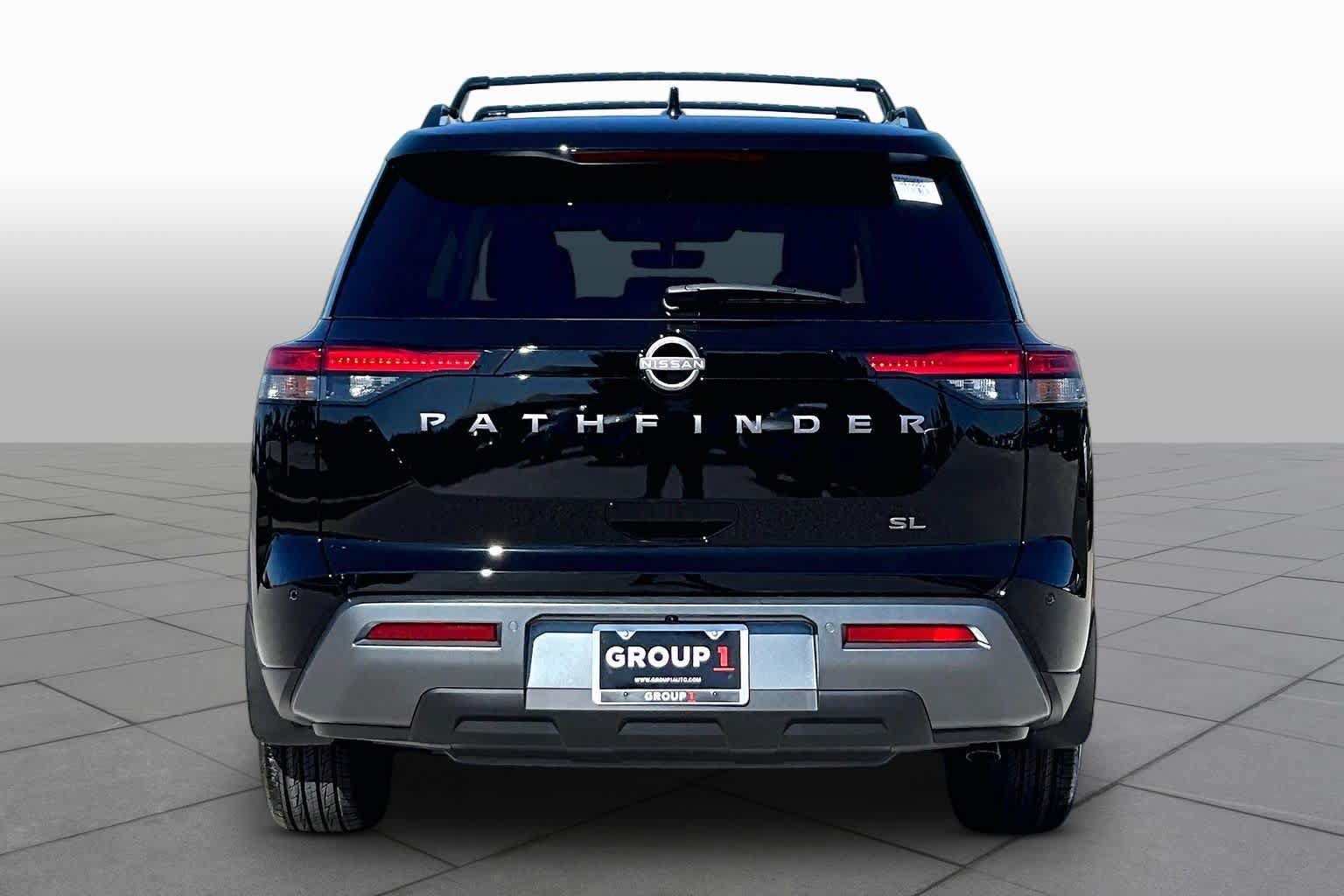 New 2026 Nissan Pathfinder SL FWD image 4