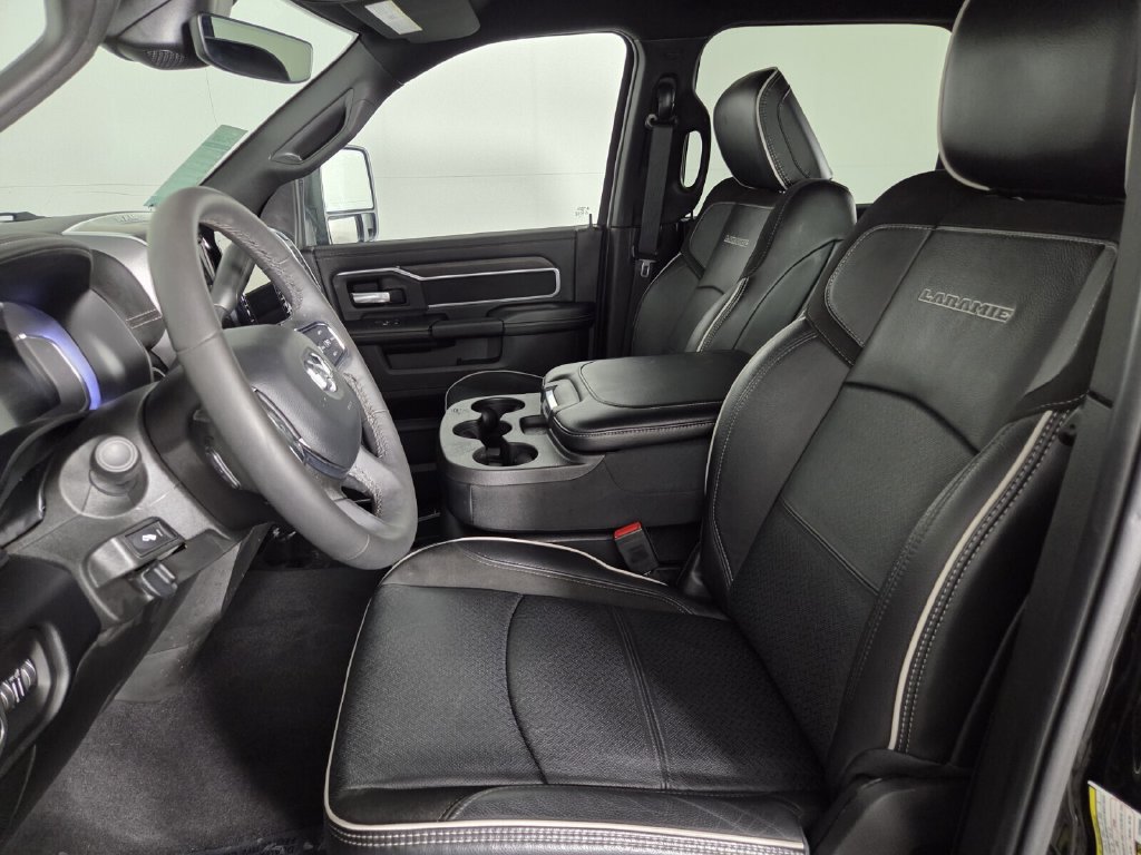 Used 2026 RAM 2500 Laramie AWD/4WD image 9
