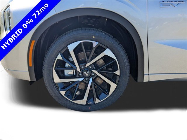 New 2025 Mitsubishi Outlander SEL image 12