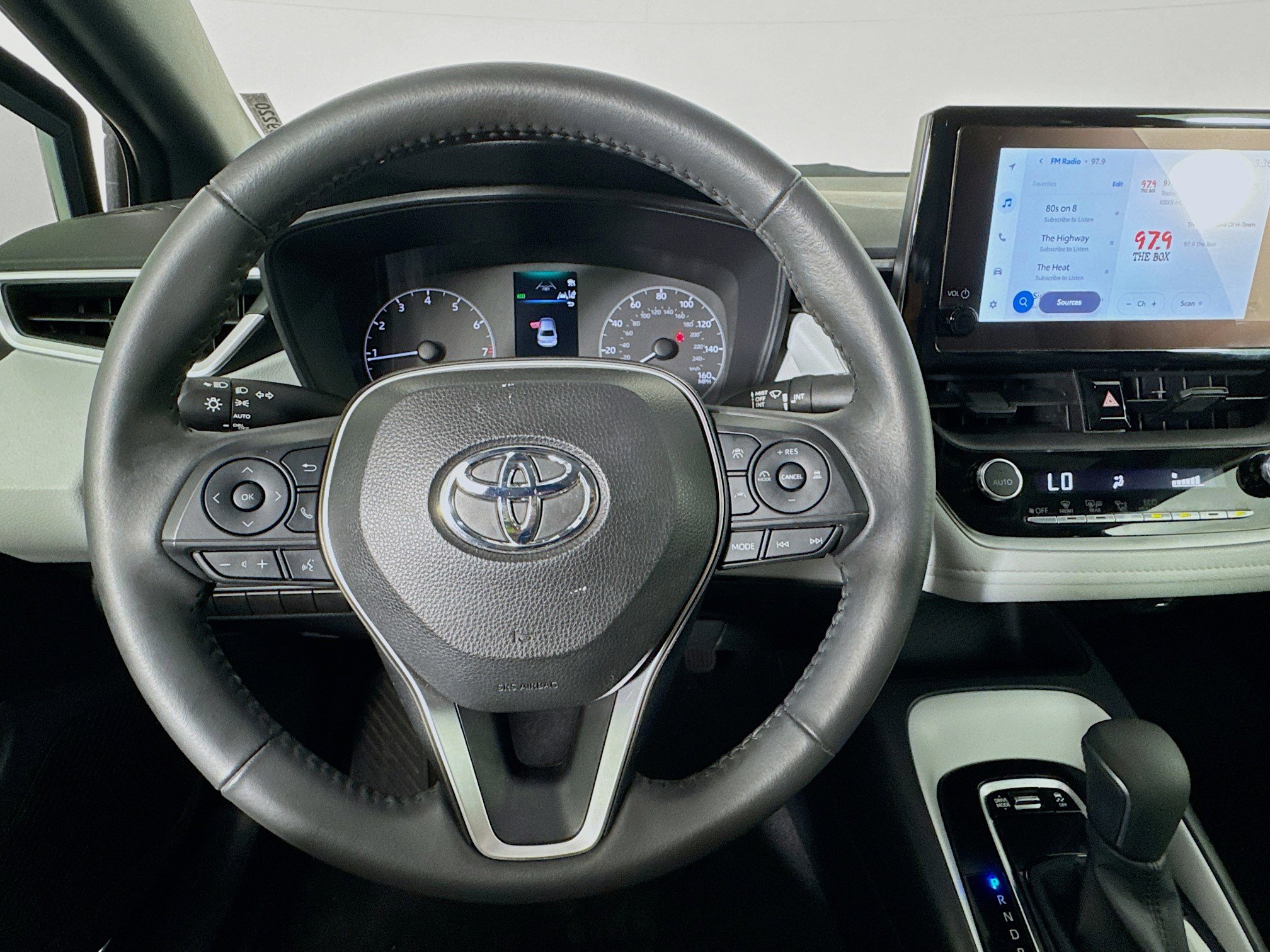 Used 2024 Toyota Corolla SE image 11