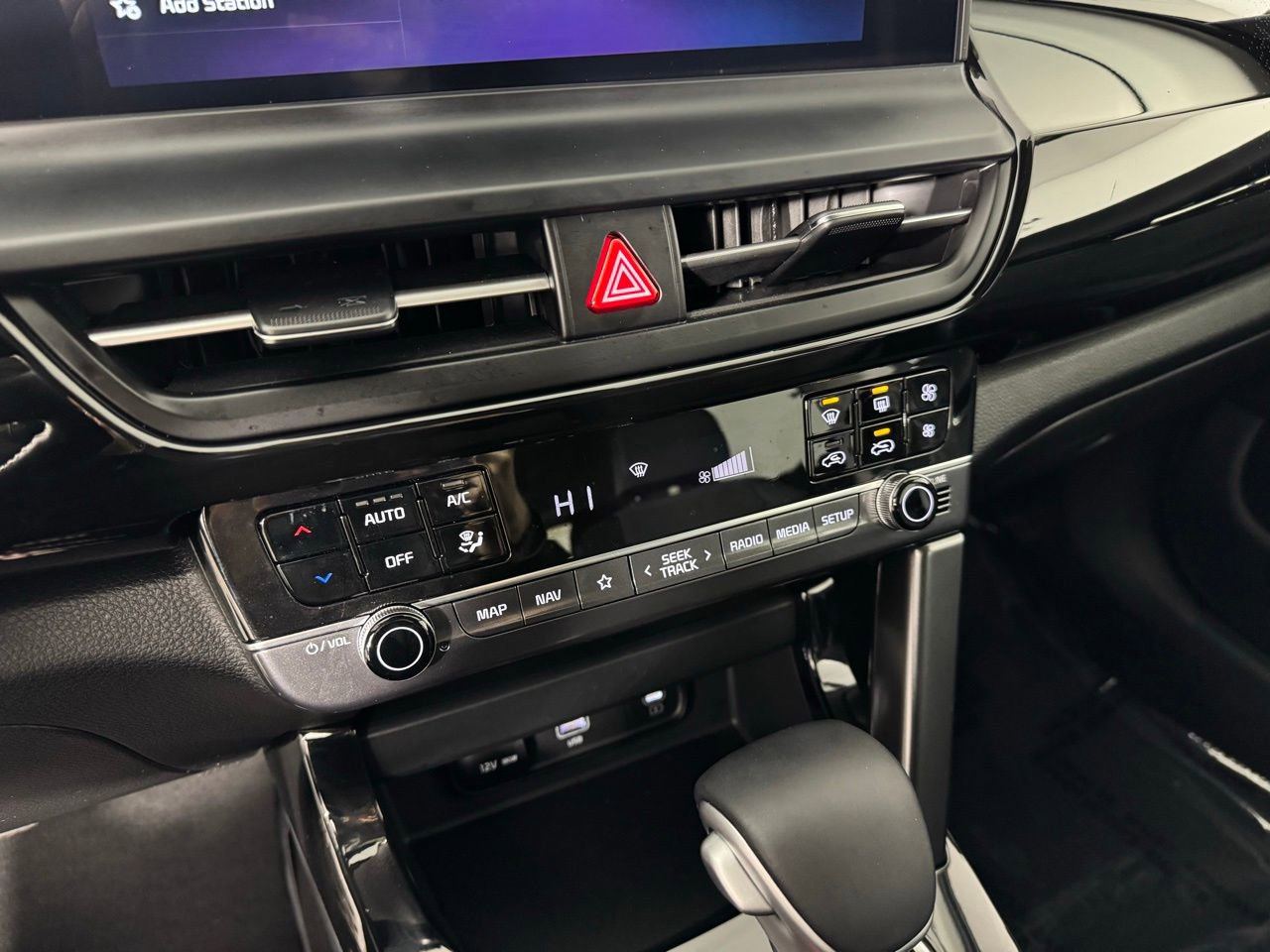 Used 2024 Kia Seltos S image 18