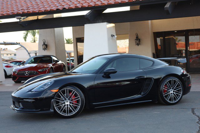 Used 2017 Porsche 718 Cayman S RWD image 5