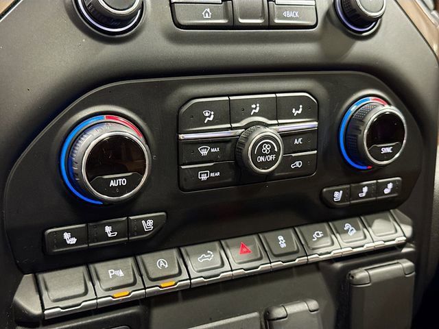 Used 2020 Chevrolet Silverado 1500 High Country w/ LPO, Dark Essentials Package image 17