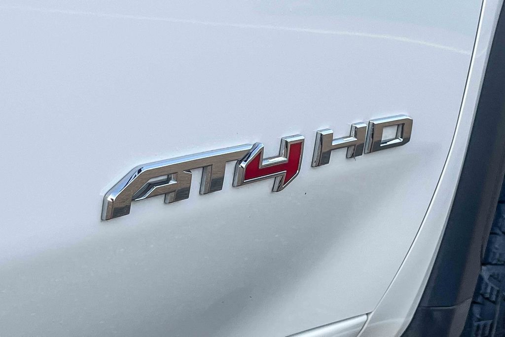 Used 2024 GMC Sierra 2500 AT4 w/ AT4 Premium Plus Package image 12