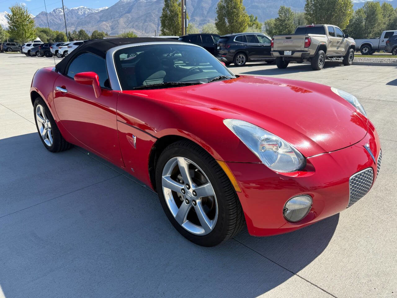 Used 2006 Pontiac Solstice Convertible w/ Power Package RWD image 8
