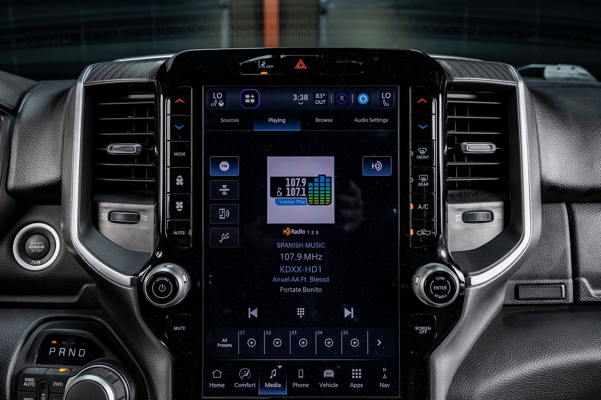 Used 2025 RAM 1500 Lone Star image 22