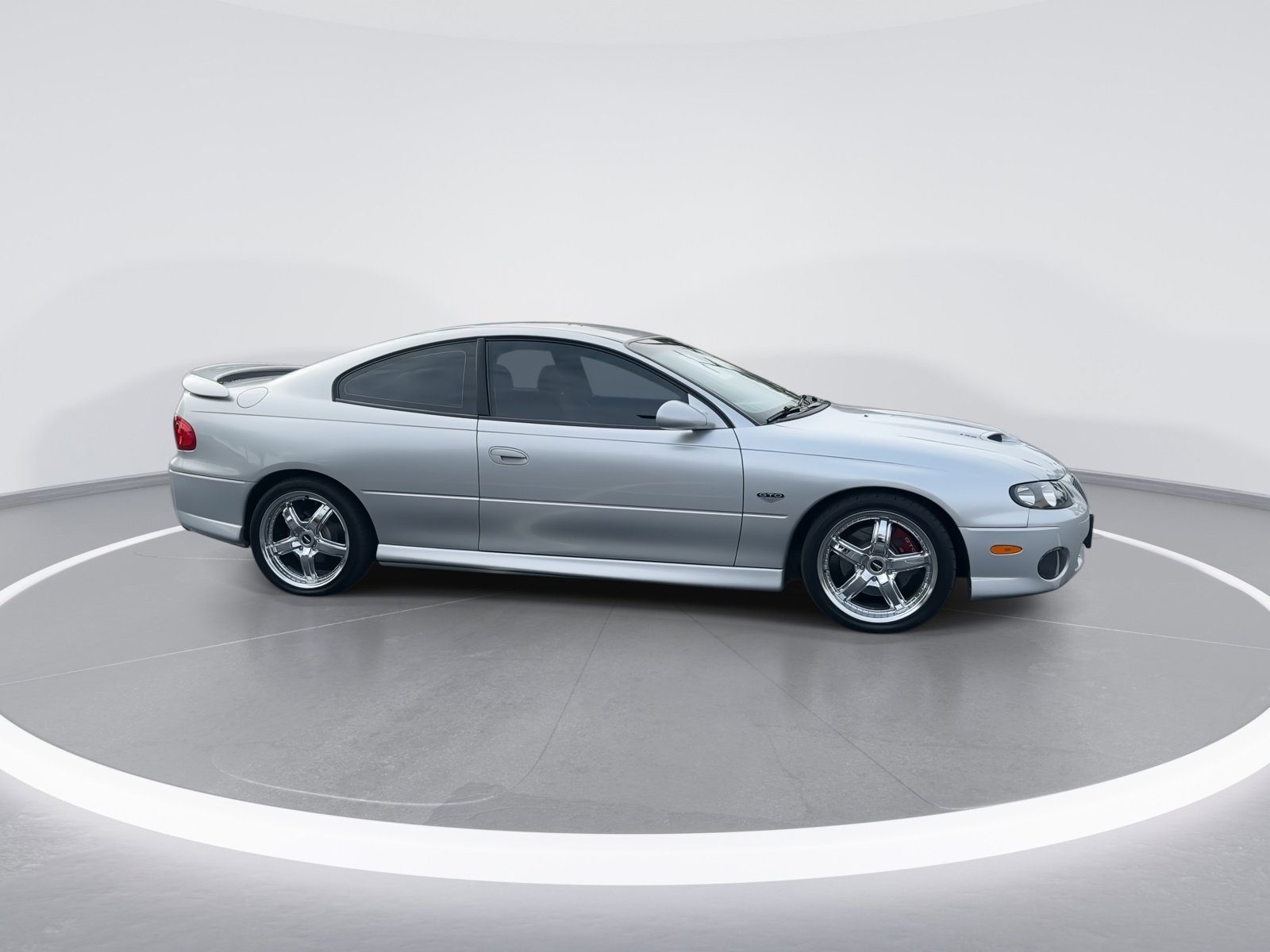 Used 2005 Pontiac GTO image 10