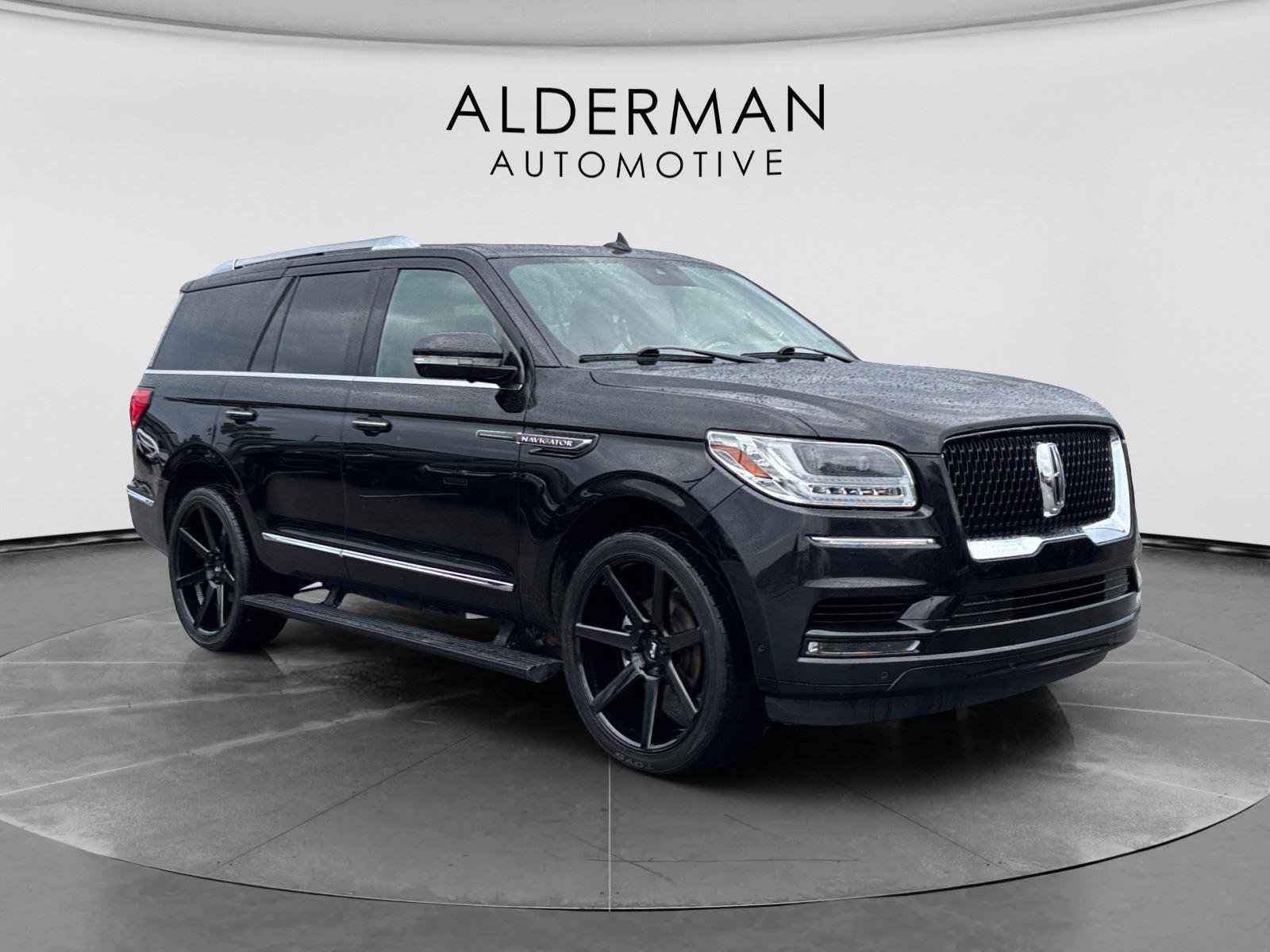 Used 2021 Lincoln Navigator Reserve w/ Equipment Group 208A AWD/4WD image 8