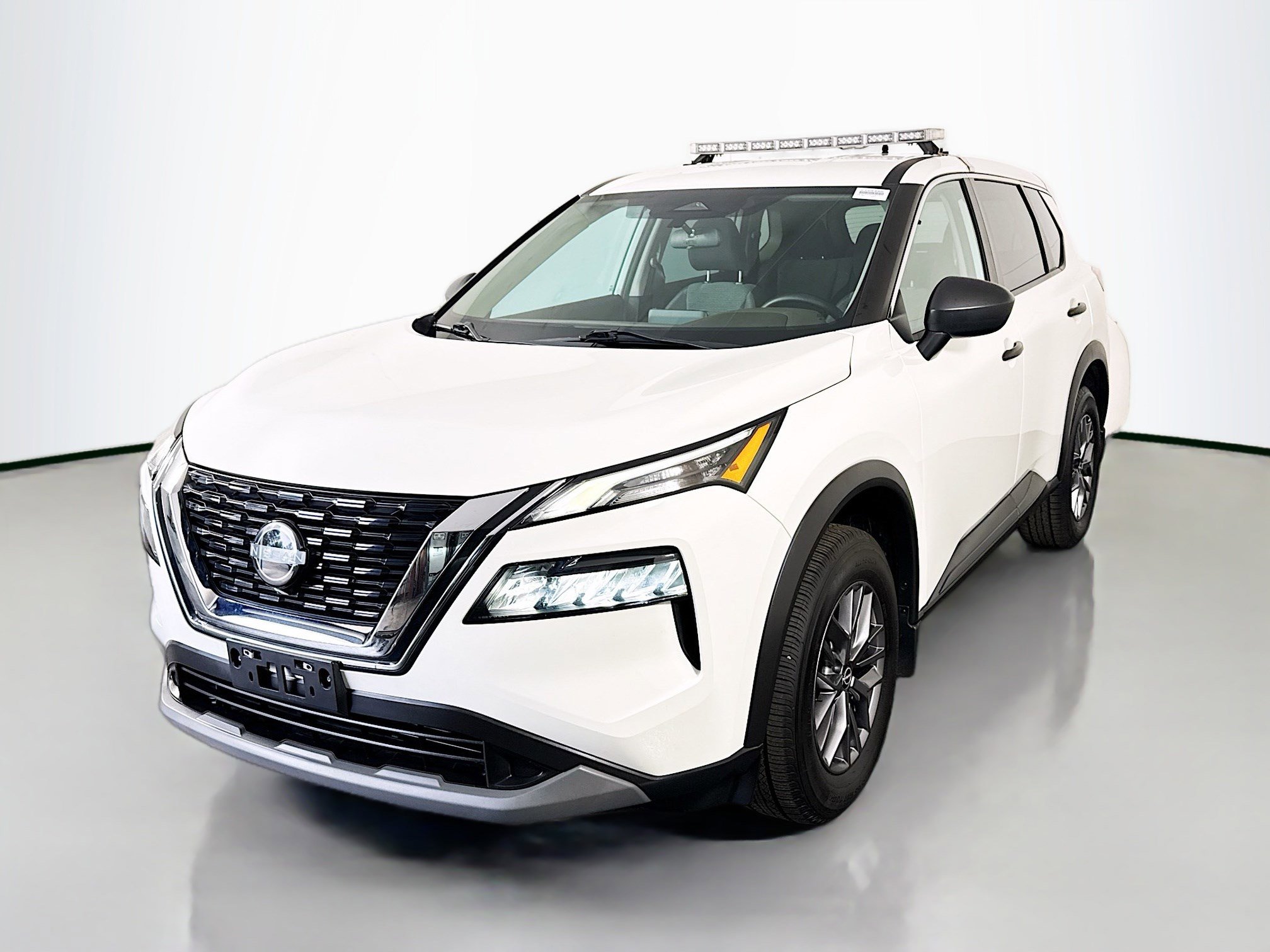 Used 2022 Nissan Rogue S AWD/4WD image 4