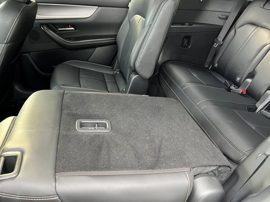 Used 2025 MAZDA CX-90 3.3 Turbo w/ Premium Sport Pkg image 15
