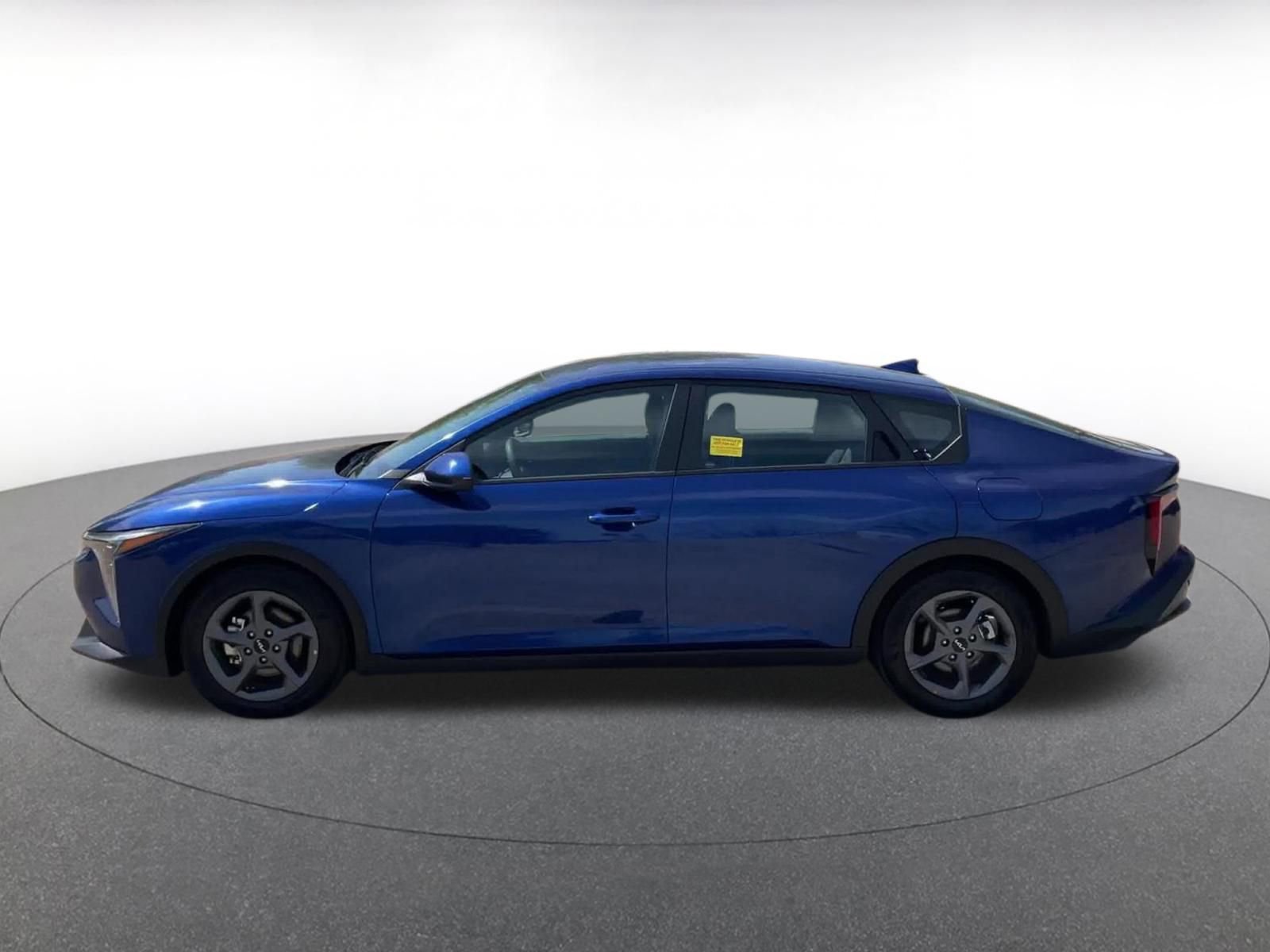 Used 2025 Kia K4 FWD image 9