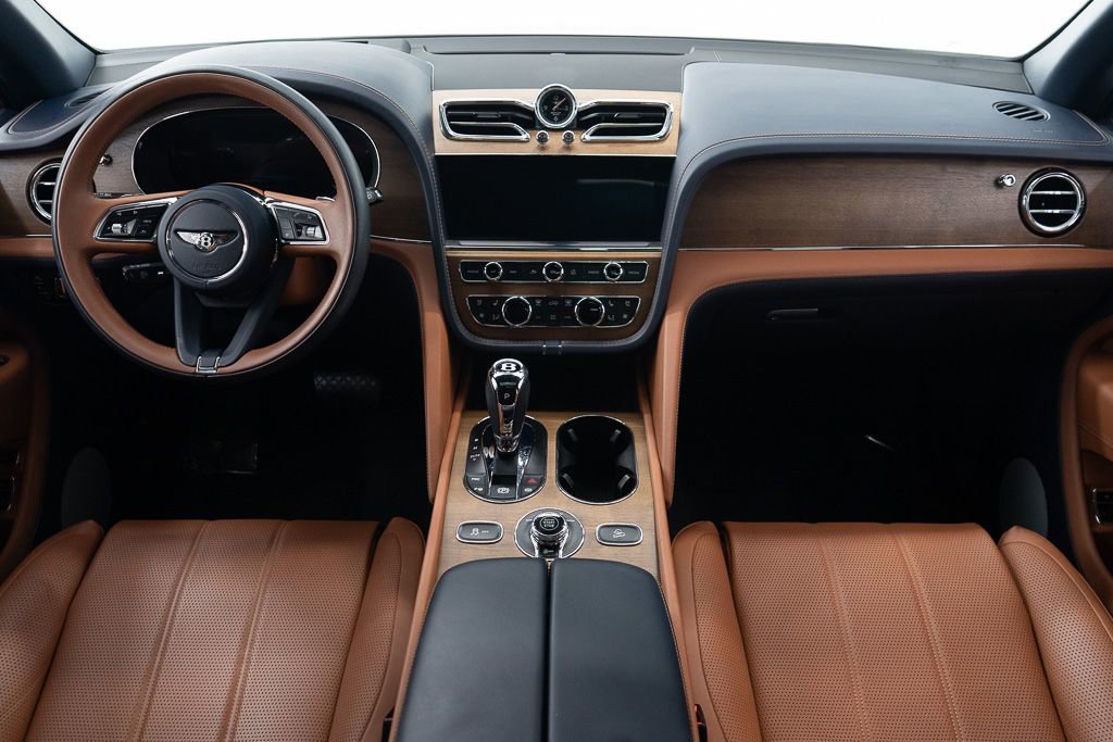 Certified 2023 Bentley Bentayga Extended Wheelbase AWD/4WD image 27