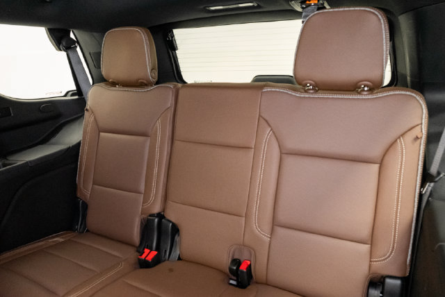 Used 2024 Chevrolet Tahoe High Country w/ Advanced Technology Package AWD/4WD image 26