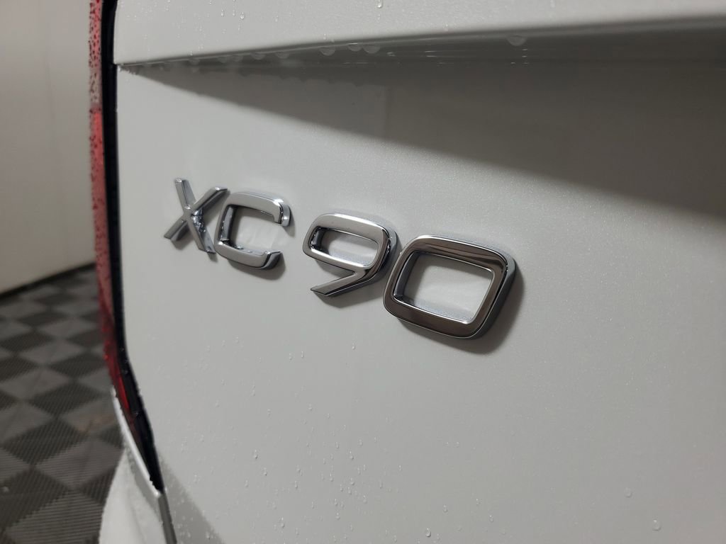 New 2026 Volvo XC90 T8 Ultra w/ Protection Package Premier image 8