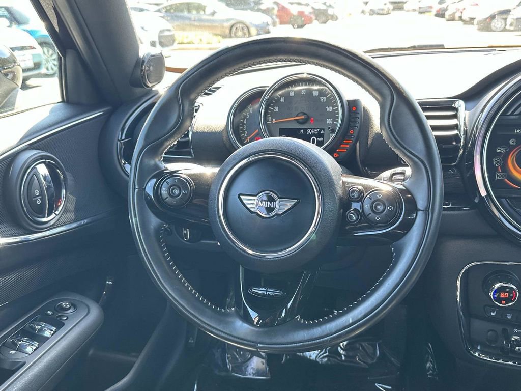 Used 2017 MINI Cooper Clubman FWD image 14