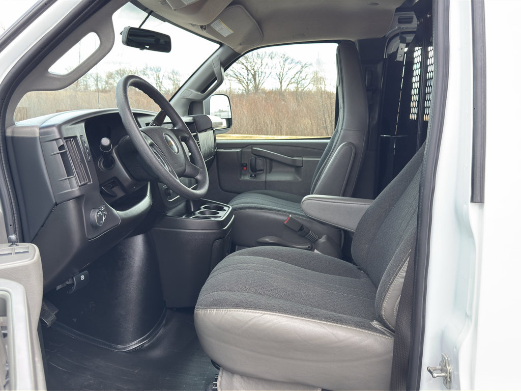 Used 2024 Chevrolet Express 2500 w/ Driver Convenience Package image 14