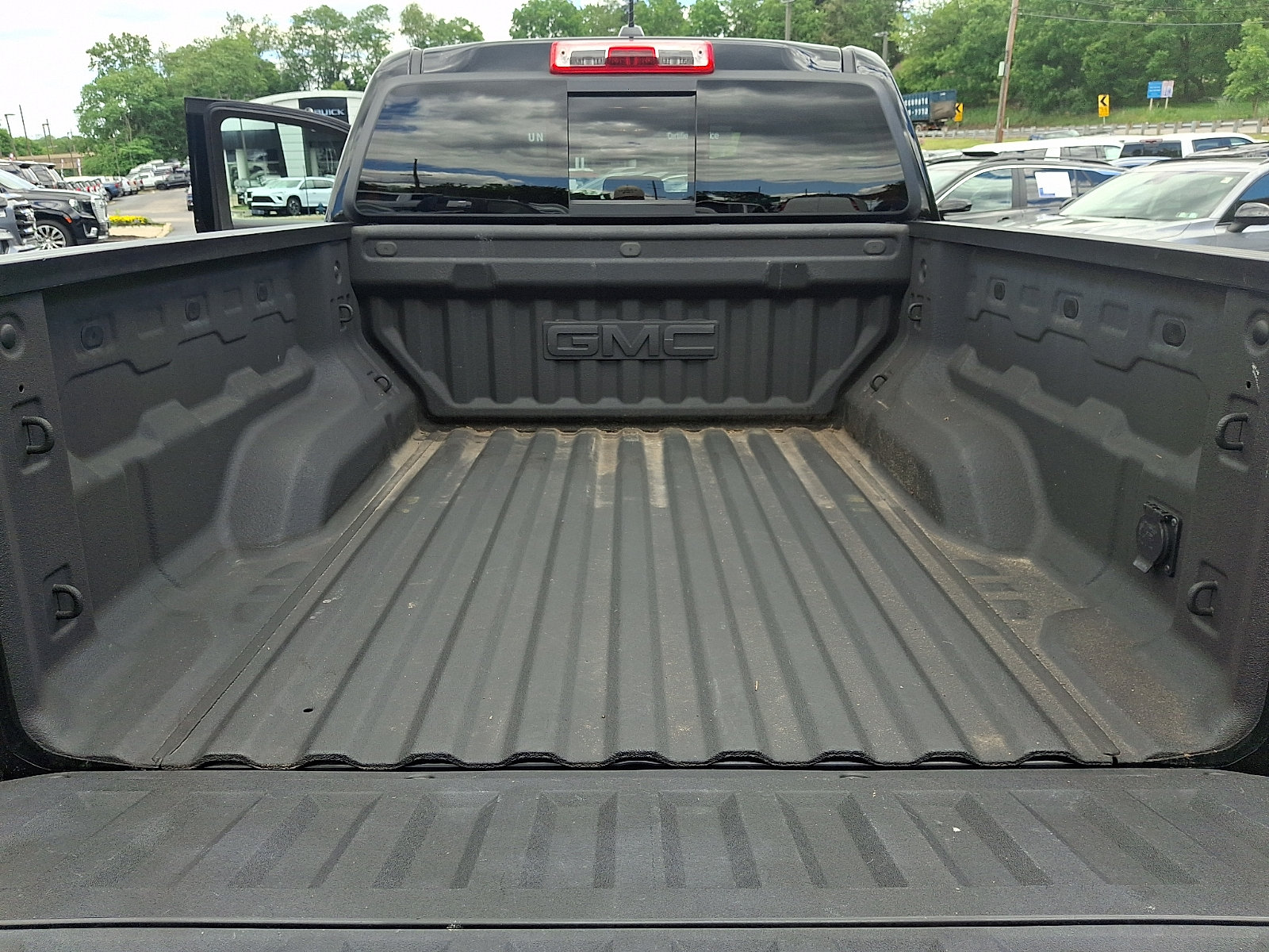 Used 2023 GMC Canyon AT4 w/ AT4 Premium Package AWD/4WD image 29