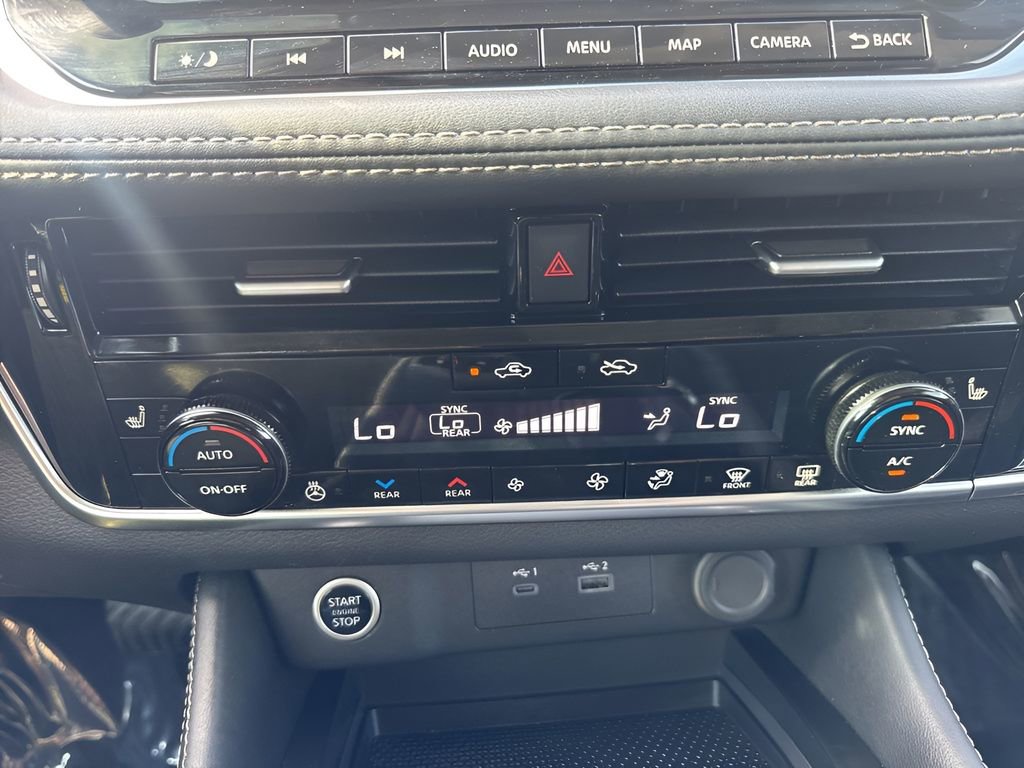 Used 2023 Nissan Rogue SL w/ SL Premium Package image 21