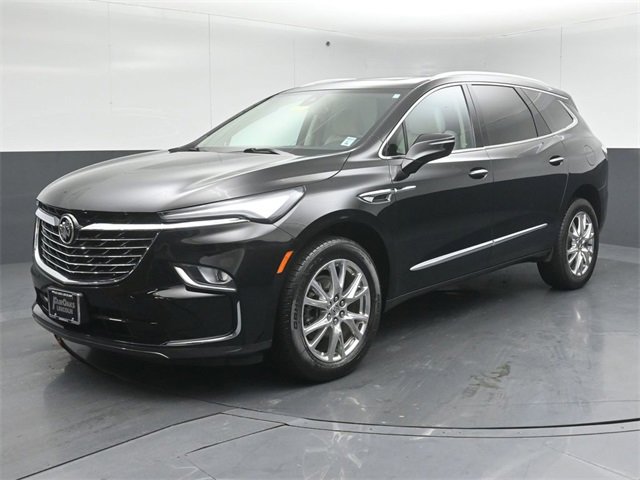 Used 2023 Buick Enclave Essence w/ Experience Buick Package image 3