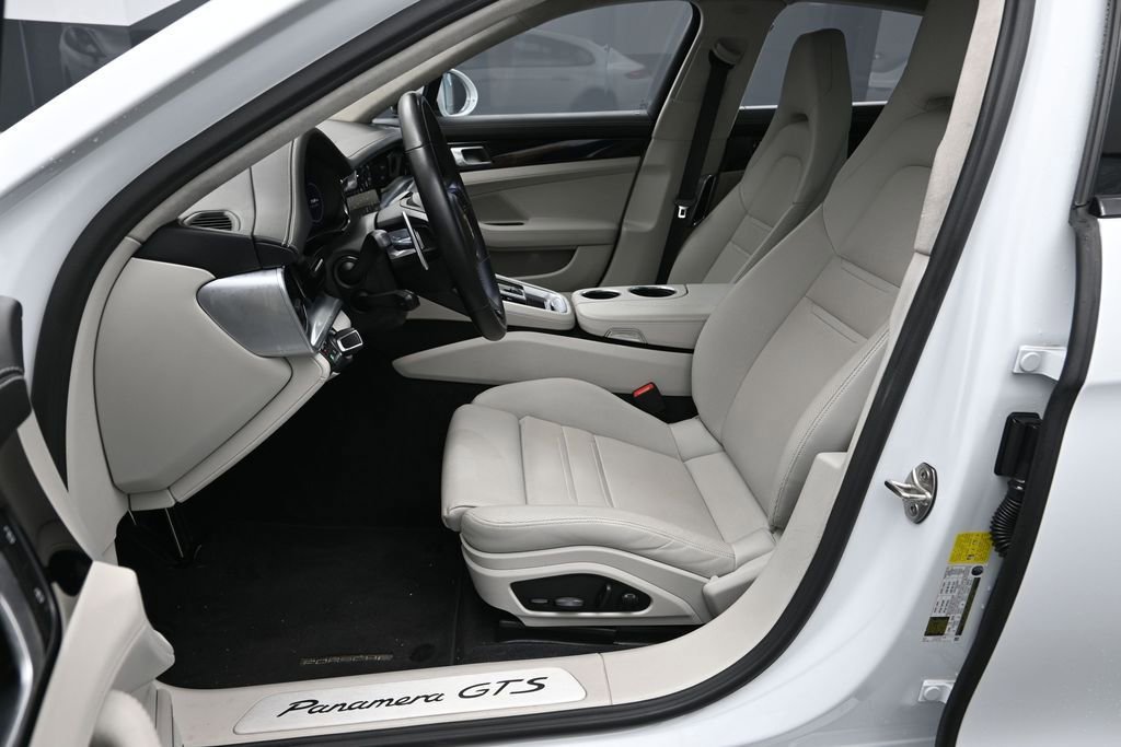 Certified 2023 Porsche Panamera GTS AWD/4WD image 5