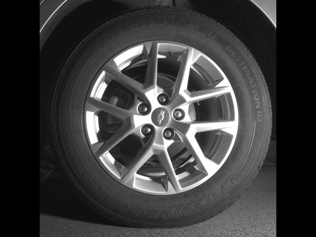 Used 2022 Chevrolet Equinox LS image 9