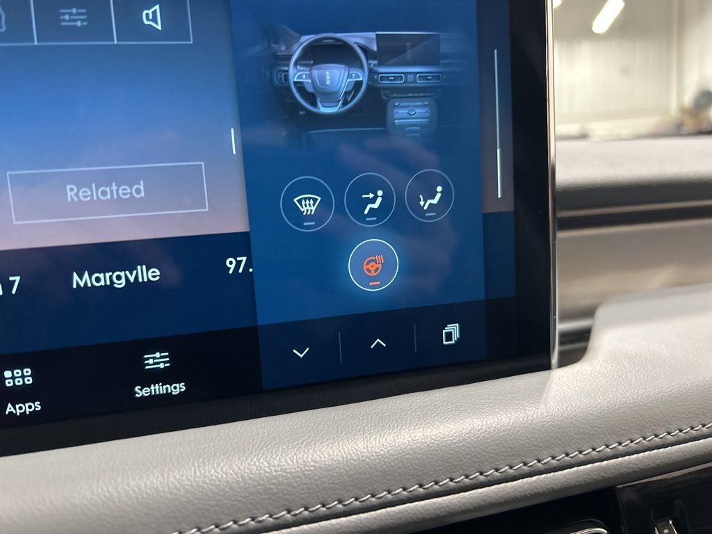 Certified 2022 Lincoln Nautilus Reserve image 20