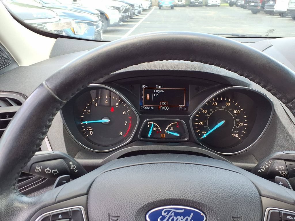 Used 2017 Ford Escape Titanium w/ Equipment Group 301A AWD/4WD image 14