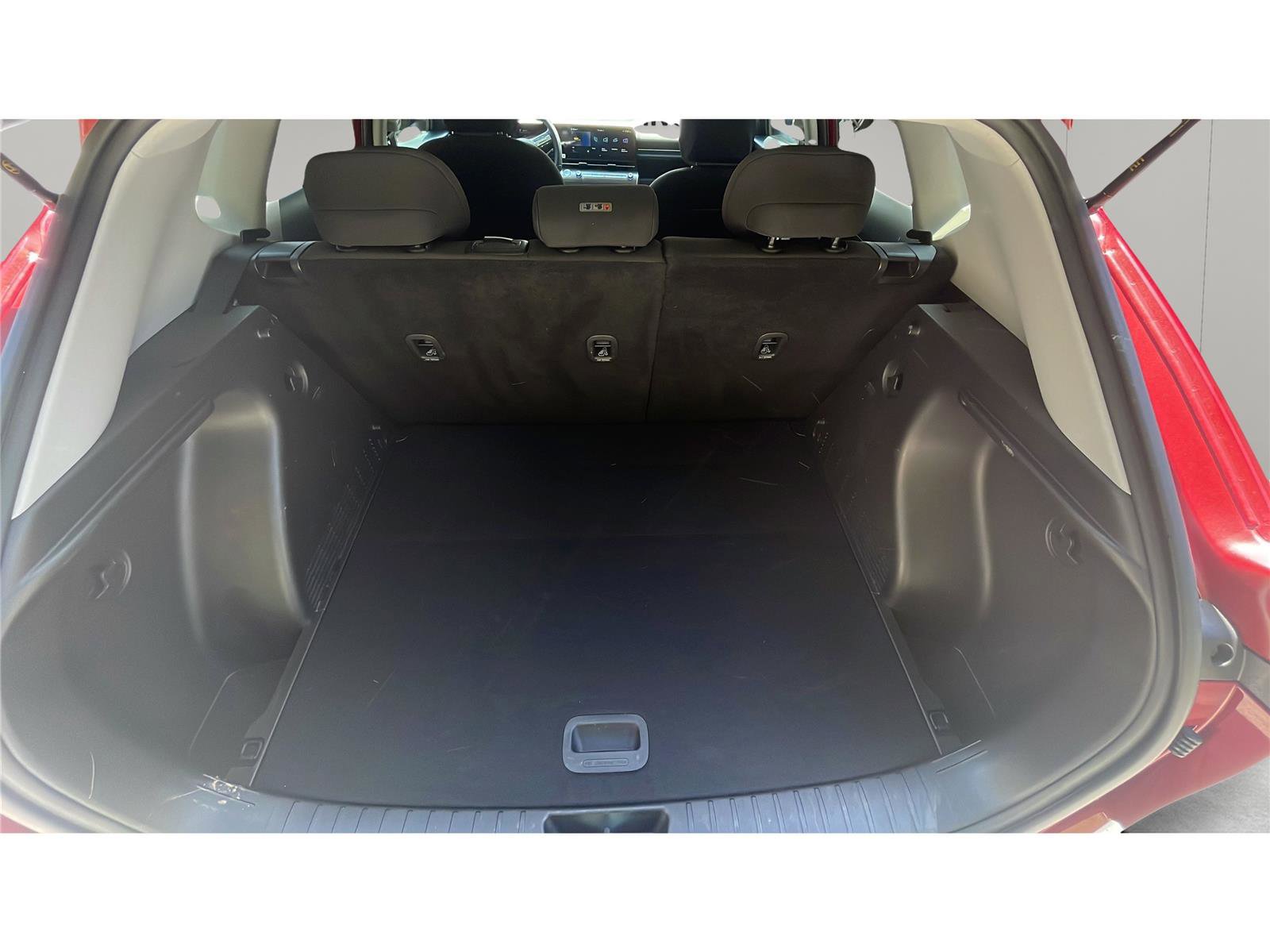 Used 2024 Hyundai Kona SEL image 12