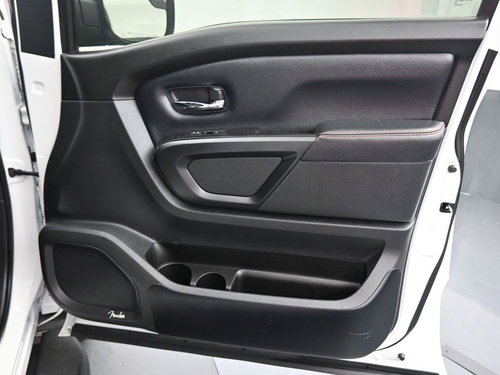 Used 2023 Nissan Titan PRO-4X w/ Pro-4x Convenience Package image 50