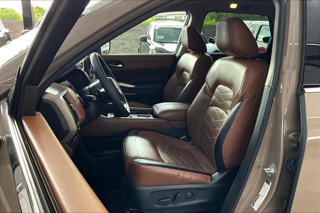 Certified 2023 Nissan Pathfinder Platinum image 8