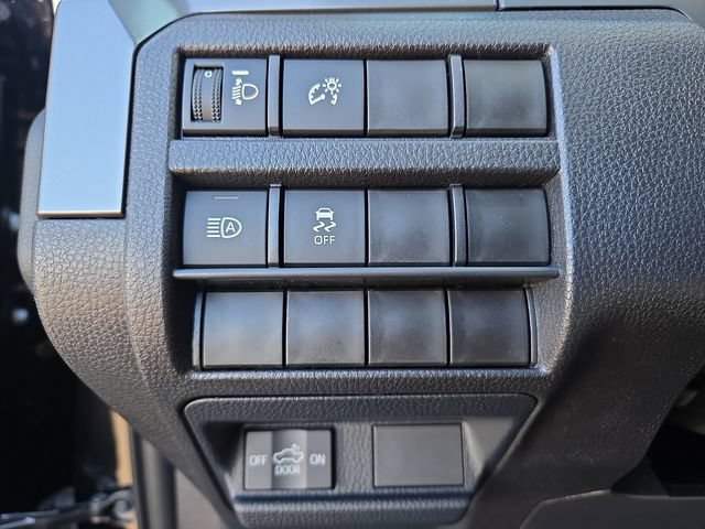 Used 2025 Toyota Tacoma TRD Sport AWD/4WD image 22