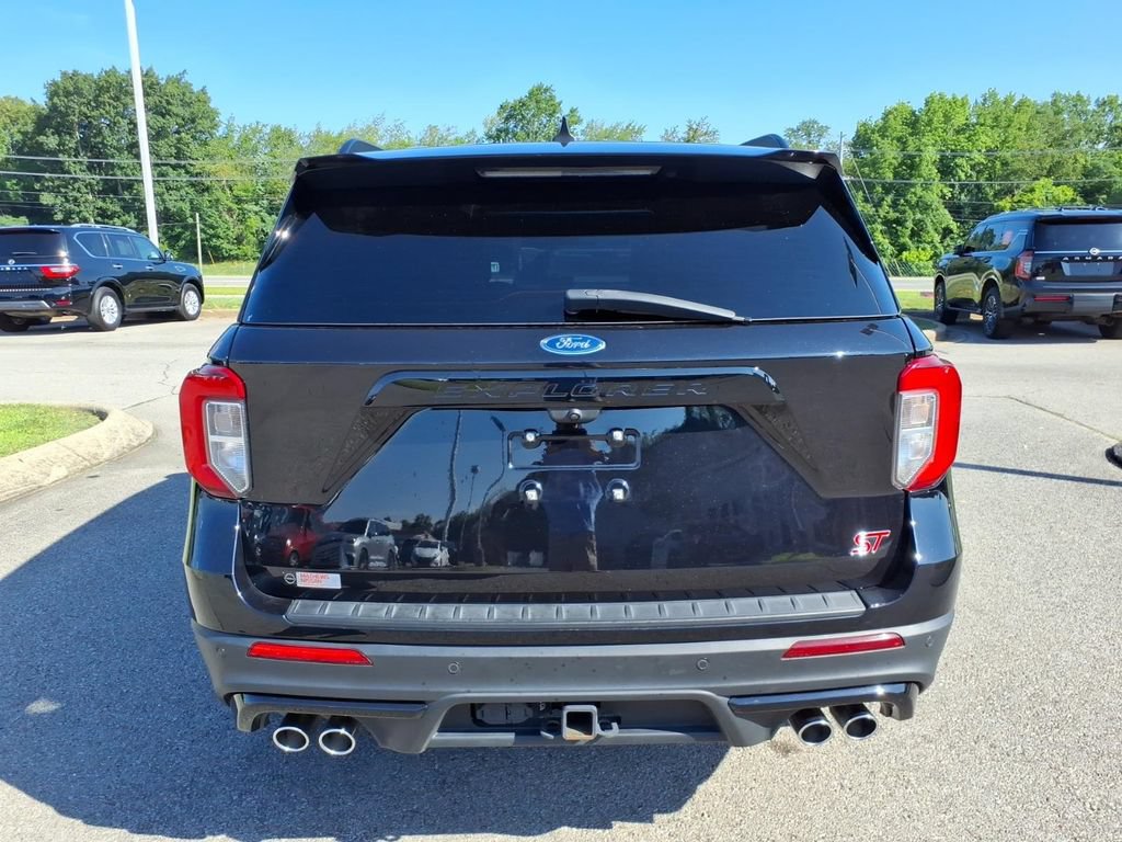 Used 2023 Ford Explorer ST w/ Equipment Group 401A AWD/4WD image 18